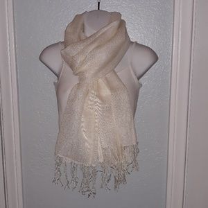 - Scarf